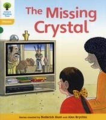 Oxford Reading Tree: Level 5: Floppy's Phonics Fiction: The Missing Crystal(English, Paperback, Hunt Roderick)