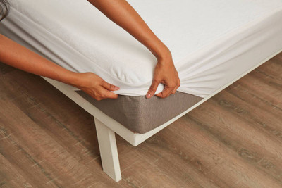 Wakefit Elastic Strap Double Size Breathable Mattress Cover(White)