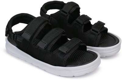 Earton Men Black Sandals
