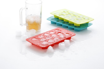 Analog Kitchenware Ice Cube Maker / Ice Tray / Frozen Tray Heart Shape Cube Multicolor Plastic Ice Cube Tray(Pack of3)