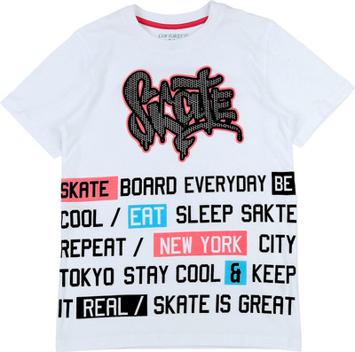 Pantaloons Junior Boys Printed Cotton Blend T Shirt  (White, Pack Of 1) For Rs. 100 @ 67 %