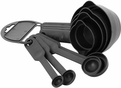 dx mart Perfect kitchen accessory. Set of 4 thick hard wearing black stackable measuring cups, with double pour sides along with 4 Stackable Measuring spoons In the Box- 1 Set of 8 pcs measuring cup and spoon Other Features : Sizes - Each cup has several different sizes from the ascending order Cup 