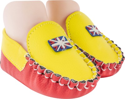 Neska Moda 6 To 12 Month Baby Boys Slip On Loafers Booties(Toe to Heel Length - 12 cm, Yellow, Red)