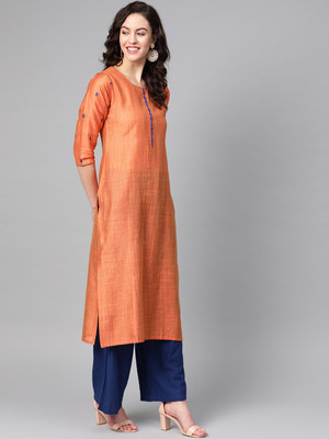 Varanga Women Solid Straight Kurta(Orange)