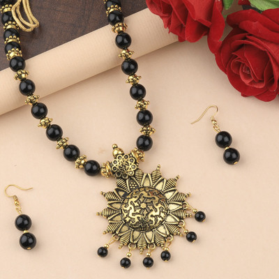 NM CREATION Alloy Gold-plated Black Jewellery Set(Pack of 1)