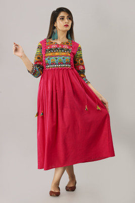 MAHAGEETA Women Printed A-line Kurta(Red)