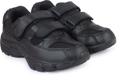 bata gola tech shoes