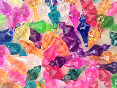 CHL ROAR MULTI COLOR PLASTIC BELLS SET OF 150