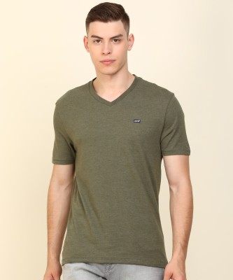 levis-solid-men-v-neck-green-t-shirt