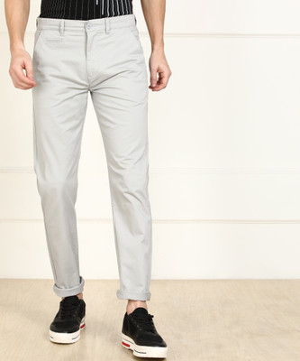 levis-tapered-men-grey-trousers