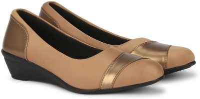 Saheb Women Bellies(Beige , 3)