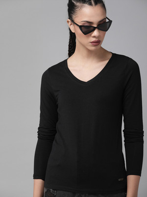Roadster Solid Women V Neck Black T-Shirt
