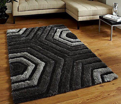 shopgallery Black, Grey Polyester Carpet(4 ft,  X 6 ft, Rectangle)