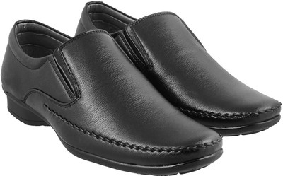 Walkway by Metro Slip On For Men(Black , 7)