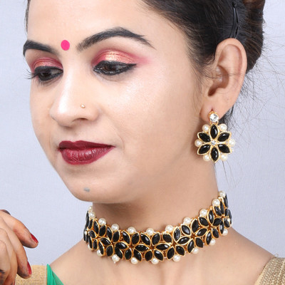 NM CREATION Alloy Gold-plated Black, Gold, White Jewellery Set(Pack of 1)