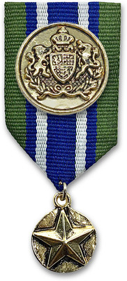 FURE Royal Button Badge Brooch(Multicolor)
