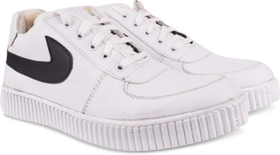 Aishwary Glams Canvas Shoes For Men(White , 7)