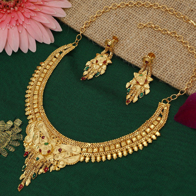 Sukkhi Alloy Gold-plated Gold Jewellery Set(Pack of 1)