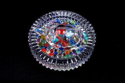 SWISS WONDER Decorative Showpiece  -  6 cm(Ceramic, Clear)