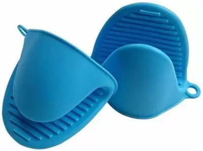 Pankhudi Enterprise Blue Silicon Kitchen Linen Set(Pack of 2)