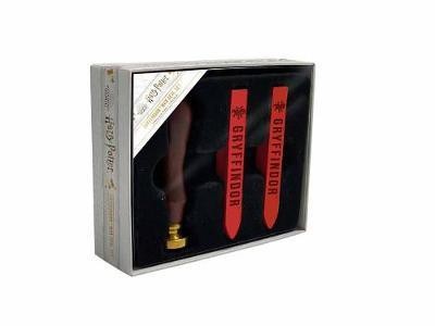 Harry Potter: Gryffindor Wax Seal Set(English, Kit, Insight Editions)