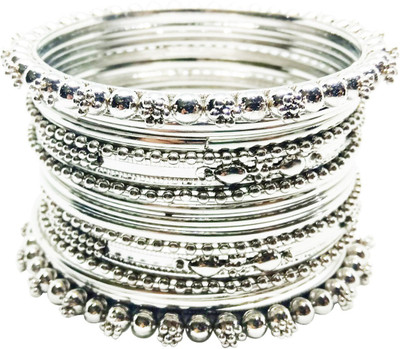 Anahat collection Metal Silver Bangle Set
