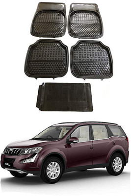 AYW Plastic Standard Mat For  Mahindra XUV 500(Black)