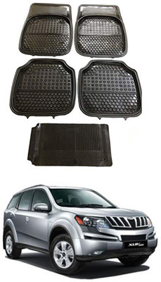 AYW Plastic Standard Mat For  Mahindra XUV 500(Black)