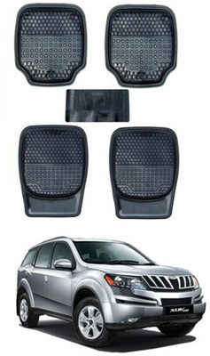 AYW Plastic Standard Mat For  Mahindra XUV 500(Black)