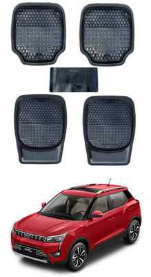 AYW Plastic Standard Mat For  Mahindra XUV 300(Black)