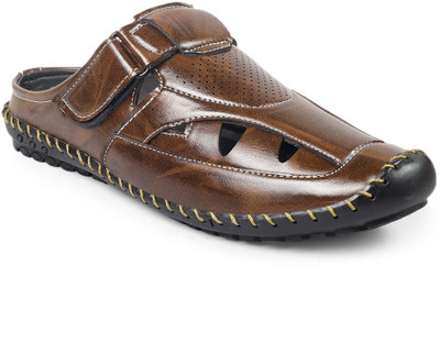 VKF Men Brown Sandals