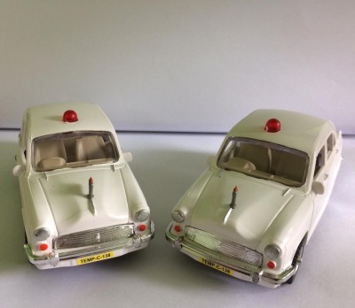 centy toys Centy Ambosador VIP Car Combo (White)Age 2+ with Openable Doors.Pull Back ABS Plastic Classic Vintage car combo(White, Pack of: 2)