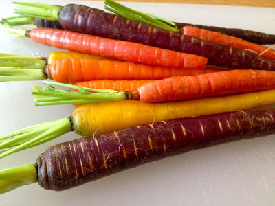 VibeX ™ XL-476-Garden Seeds Carrot Rainbow Blend Open Pollinated Seeds-175 x Seeds Seed(175 per packet)