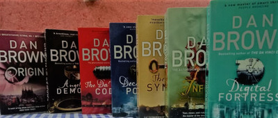 The Da Vinci Code(English, Paperback, Brown Dan)