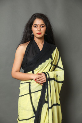 NIKHILAM Printed Daily Wear Pure Cotton Saree(Light Green)