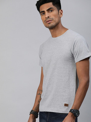 Roadster Solid Men Round Neck Grey T-Shirt
