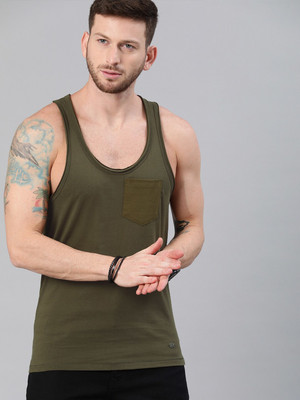 Roadster Solid Men Round Neck Green T-Shirt