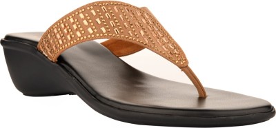 Nectar Kicks Women Wedges(Gold , 4)