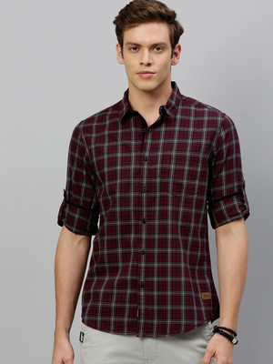 Roadster Men Checkered Casual Maroon Shirt
