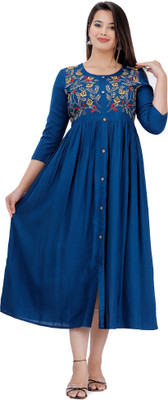 ANJAYA Women Embroidered Frontslit Kurta(Blue)