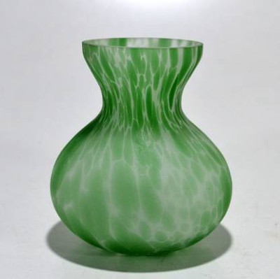 DESHILP OVERSEAS Glass Decorative Small Orange Color Glass Flower Vase Glass Vase Glass Vase(4 inch, Green)