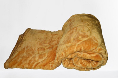 Changers Floral Double Mink Blanket for  Heavy Winter(Polyester, Gold)