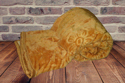 SIMAM Self Design Double Mink Blanket for  AC Room(Polyester, Gold)