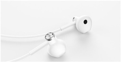 Brown Bee 100% Original Earphone For All SmartPhones Active Bass Headset Wired Headset(White, In the Ear)