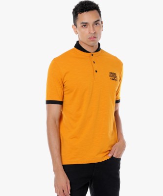 CAMPUS SUTRA Printed Men Henley Neck Yellow T-Shirt