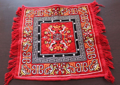 CPR ENTERPRISES Red Polyester Area Rug(2 ft,  X 2 ft, Square)