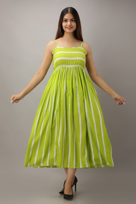 TRENDSWILL Women Gathered Green Maxi/Full Length Dress