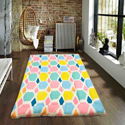 RRC Elastic Strap Queen Size Breathable, Stretchable, Waterproof Mattress Cover(Multicolor)