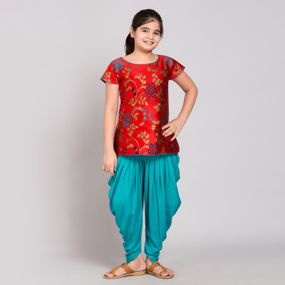 TINY TOON Girls Casual Kurta and Patiala Set(Red Pack of 1)