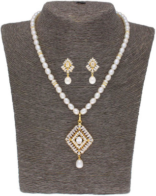 Sri Jagdamba Pearls Alloy Gold-plated White Jewellery Set(Pack of 1)